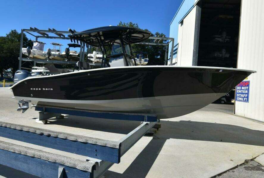 2016 Cape Horn 275 XS