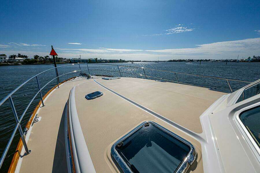 2012 Sabre 48 Salon Express