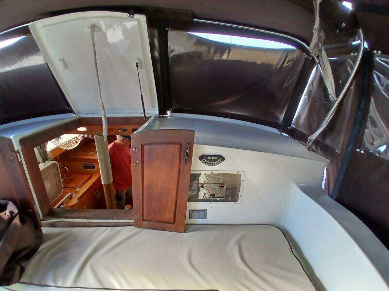 1976 Islander Freeport