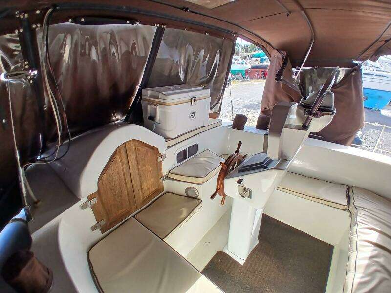 1976 Islander Freeport