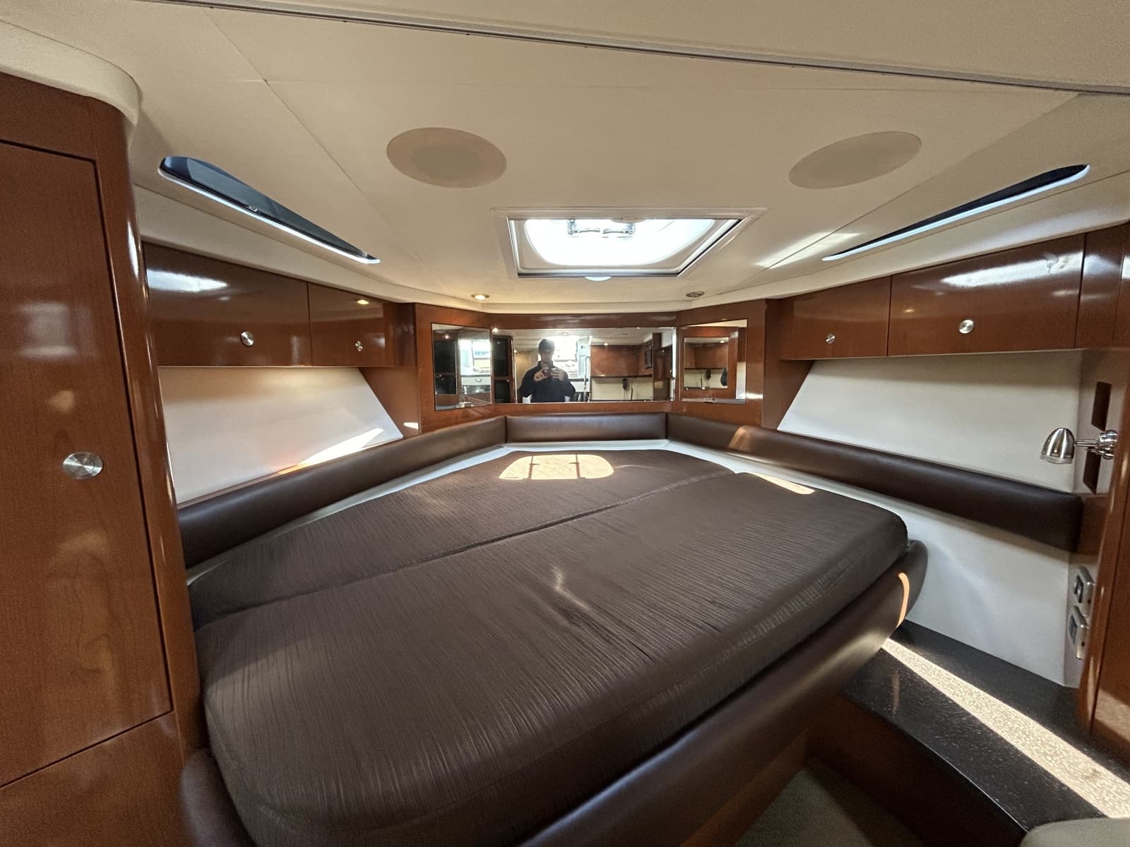 2014 Sea Ray 350 Sundancer