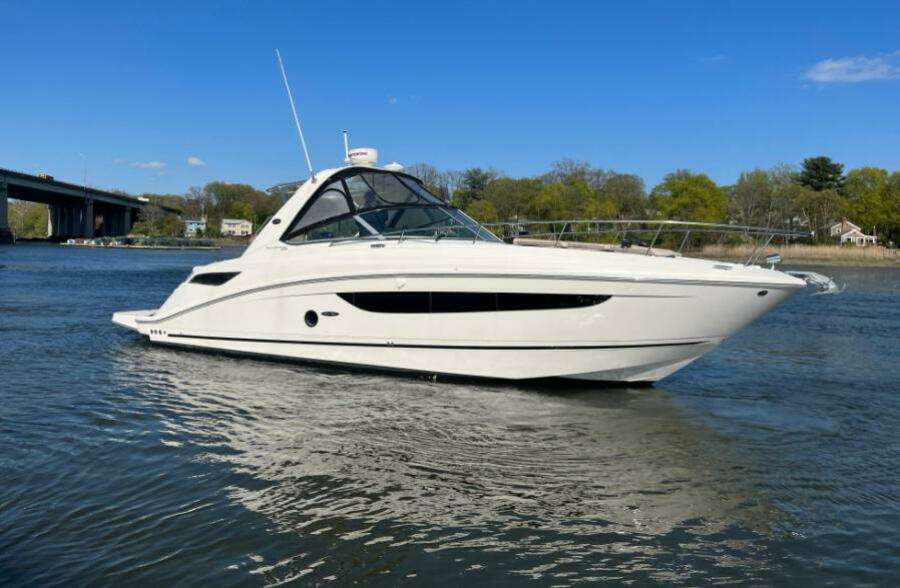 2014 Sea Ray 350 Sundancer
