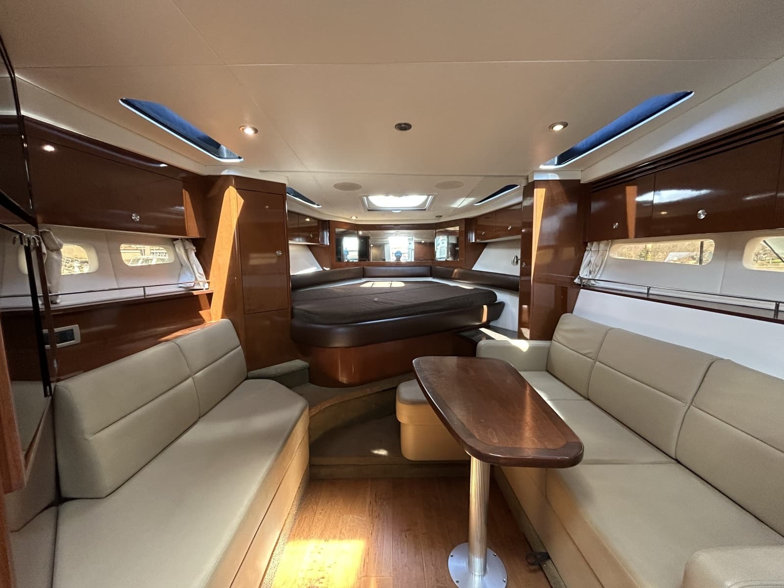 2014 Sea Ray 350 Sundancer