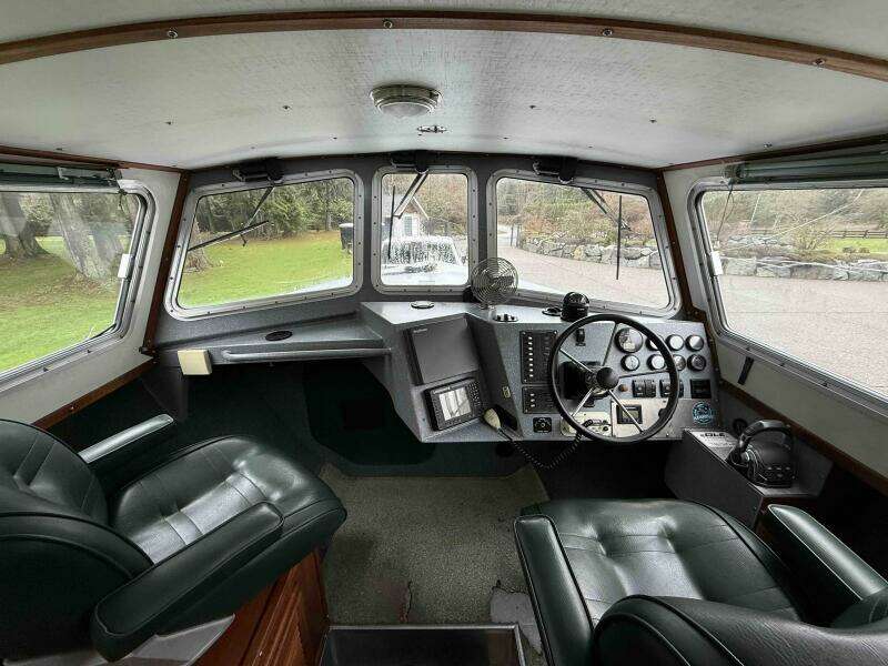 1998 Coastal Craft CC25V22