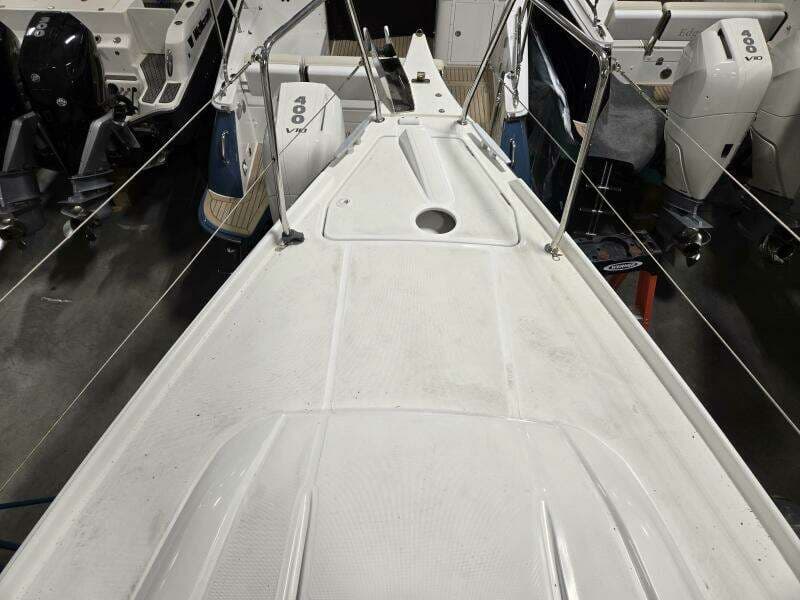 2021 Beneteau Oceanis 30.1