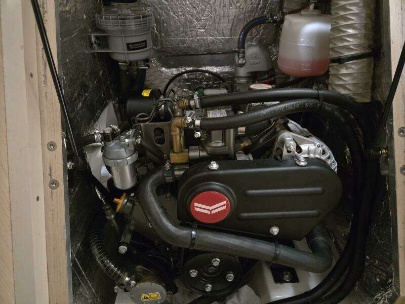 2021 Beneteau Oceanis 30.1