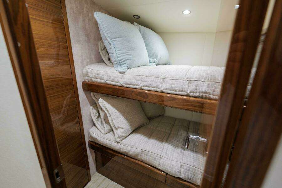 Viking 54 - Salty Dog -Crew Quarters 