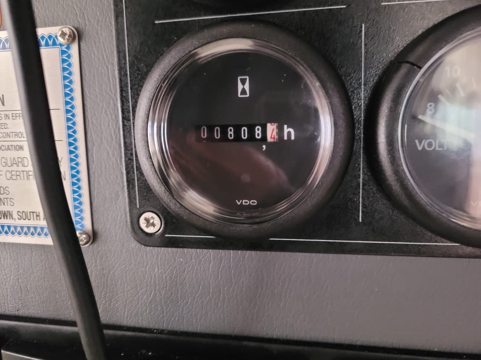 2018 Robertson & Caine Leopard