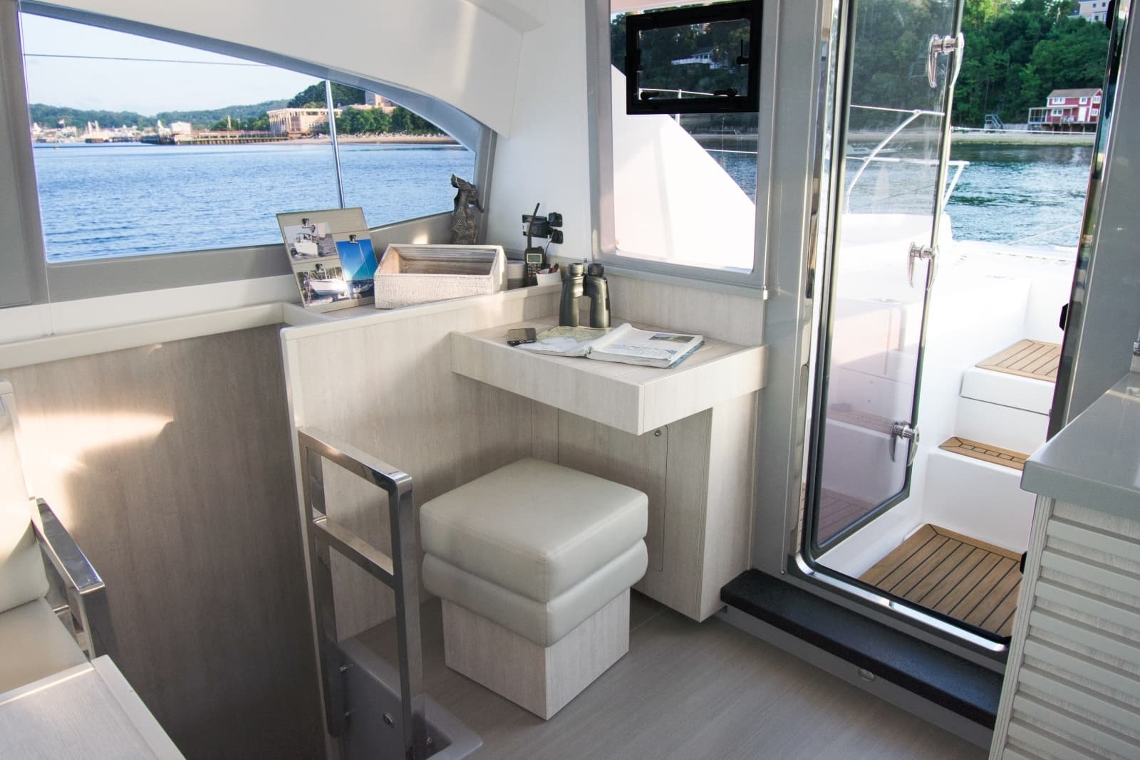 2018 Robertson & Caine Leopard