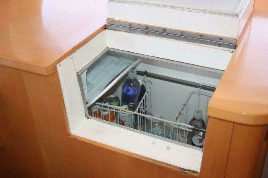 2008 Fountaine Pajot Orana 44