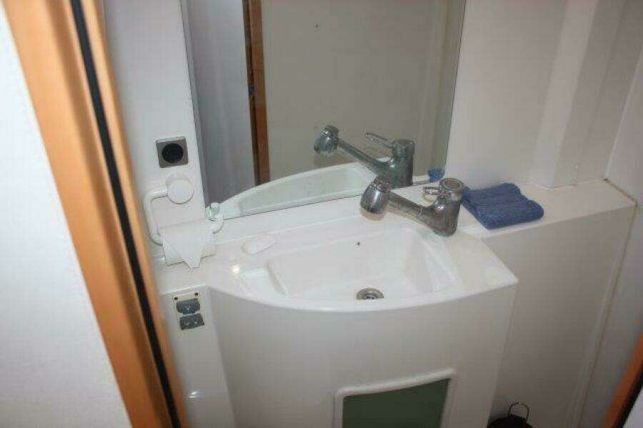 2008 Fountaine Pajot Orana 44