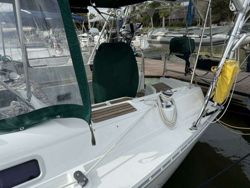 2002 Beneteau 361
