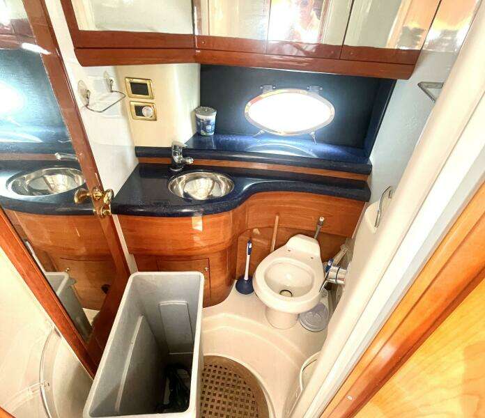 2007 Cranchi Mediterranee 50 HT
