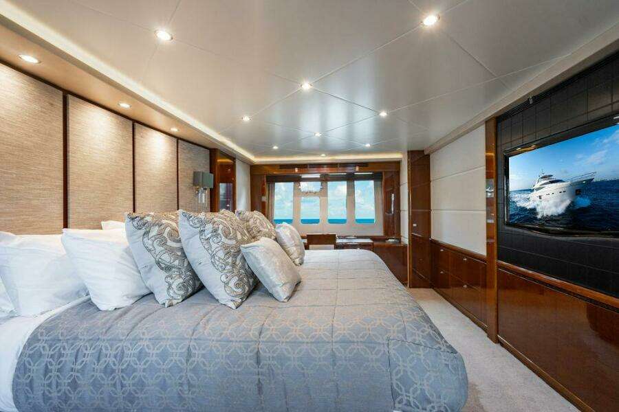2010 Princess 95 M/Y