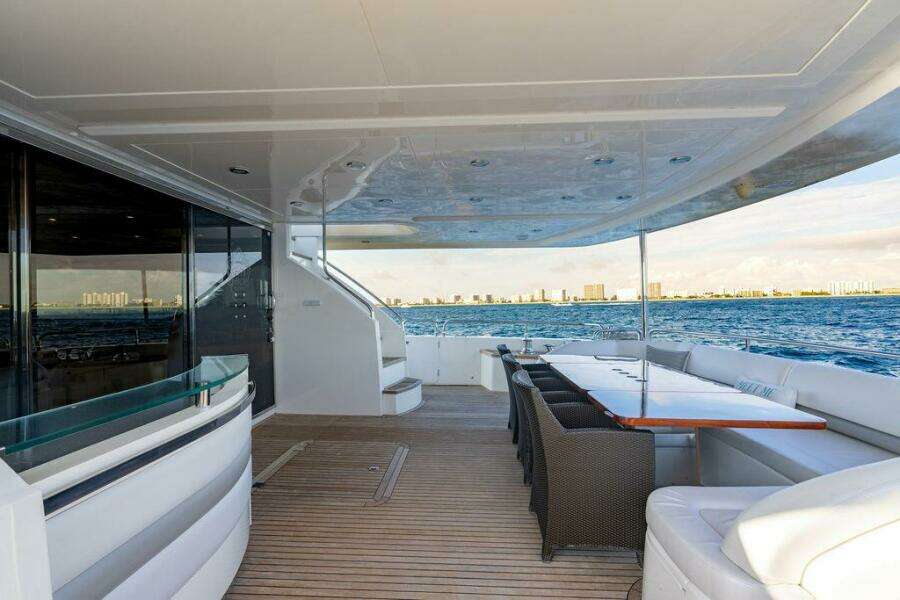 2010 Princess 95 M/Y