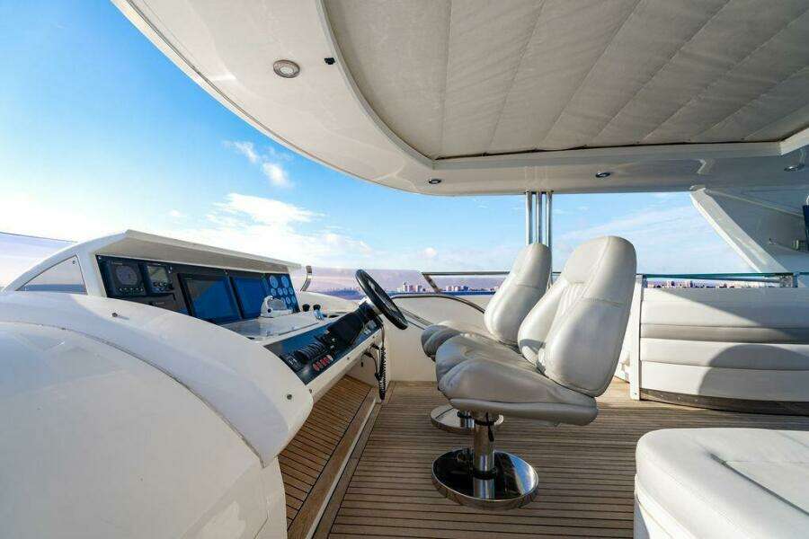 2010 Princess 95 M/Y