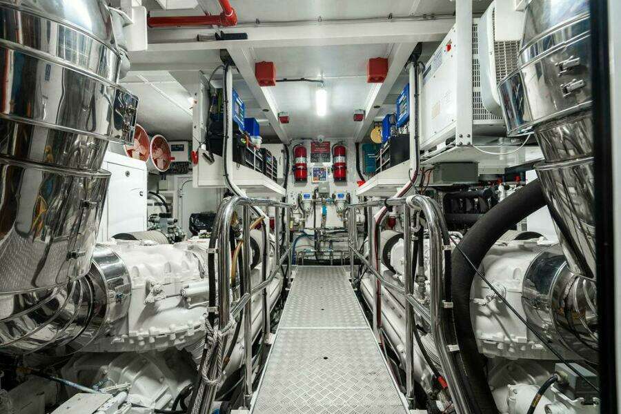 2010 Princess 95 M/Y