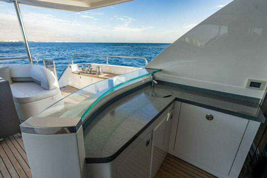 2010 Princess 95 M/Y
