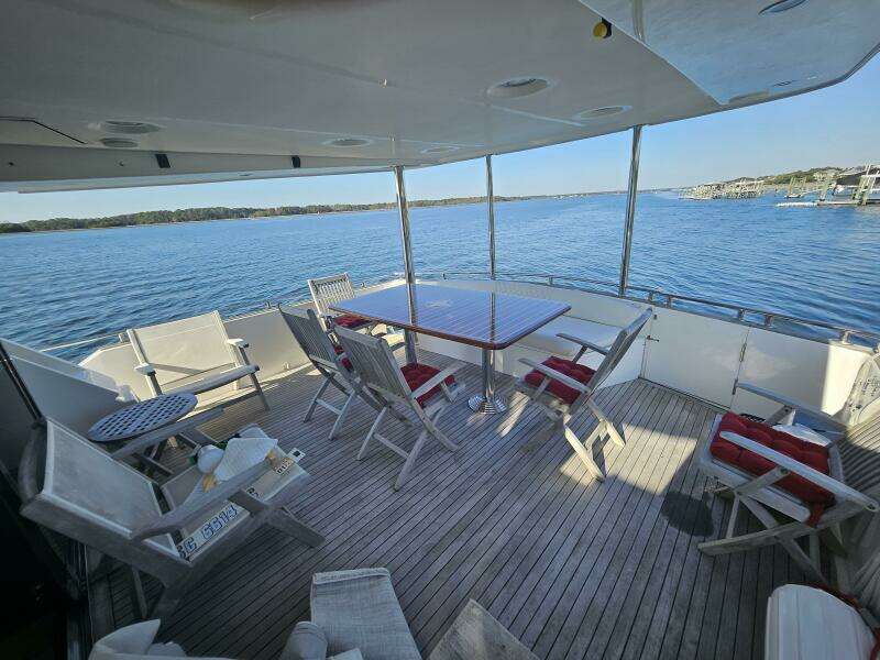 2003 Johnson Flybridge