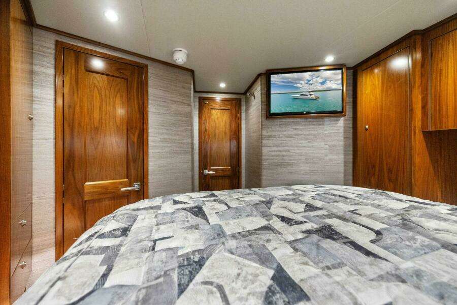 2021 Viking 68 CNV 'Plan B'