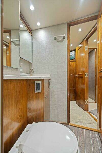 2021 Viking 68 CNV 'Plan B'