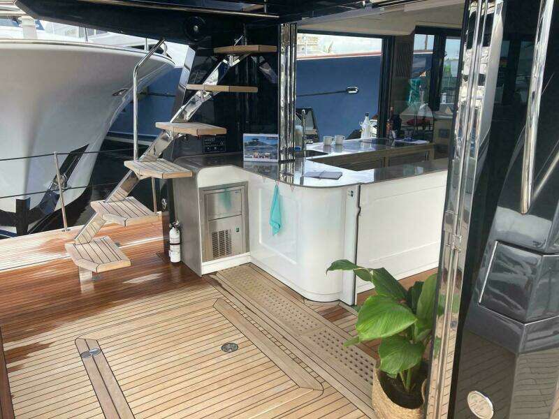 2024 Okean 52 Flybridge
