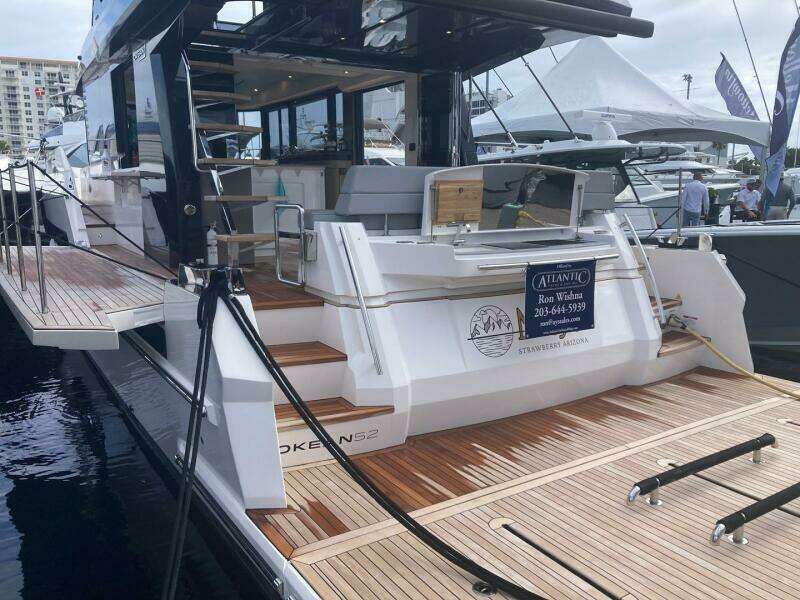 2024 Okean 52 Flybridge