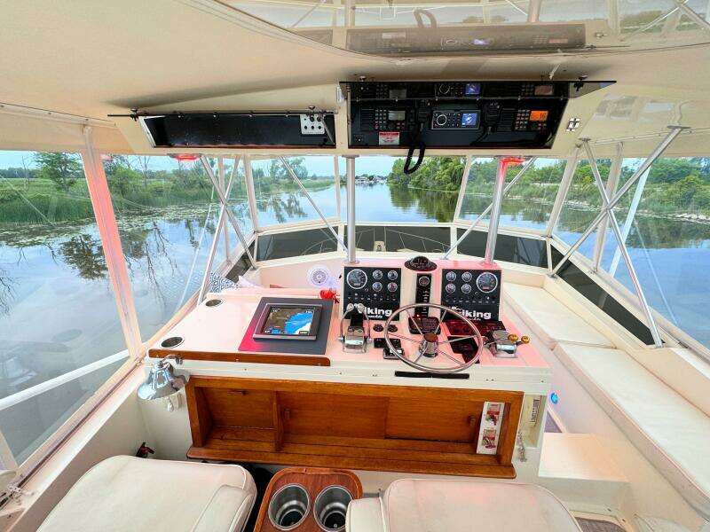 1987 Viking 48 Motor Yacht