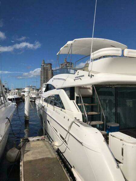 2010 Fairline Squadron 55