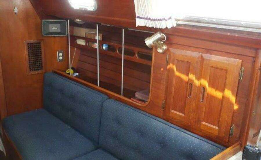 1986 Ericson 35 MKII