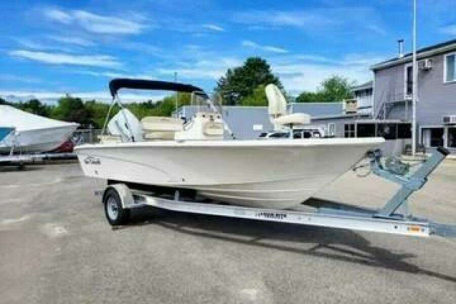 2022 Sea Chaser 21 LX