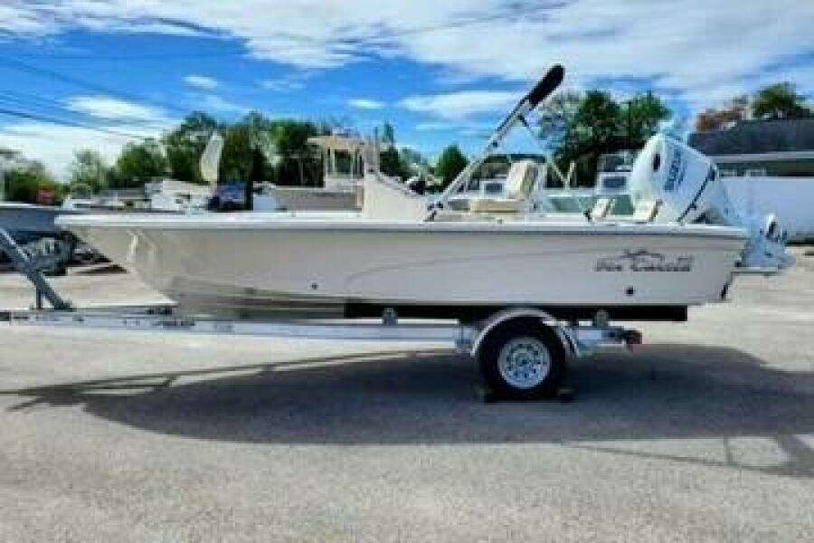 2022 Sea Chaser 21 LX
