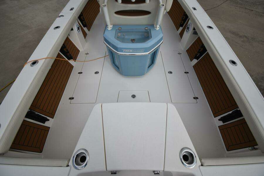 2023 Pathfinder 2700 Open