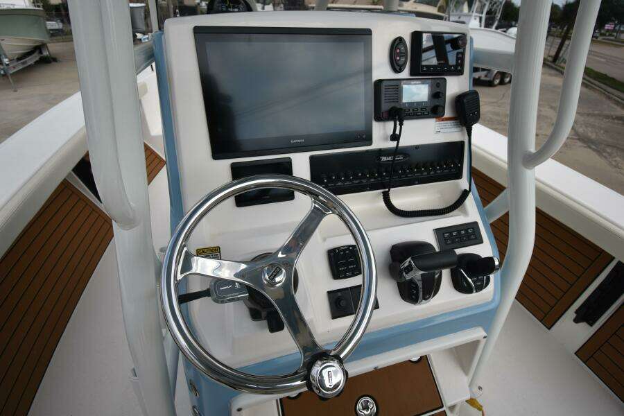 2023 Pathfinder 2700 Open