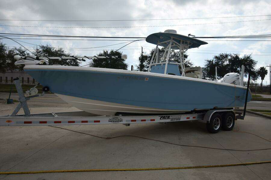 2023 Pathfinder 2700 Open