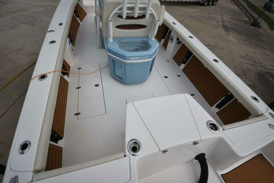 2023 Pathfinder 2700 Open