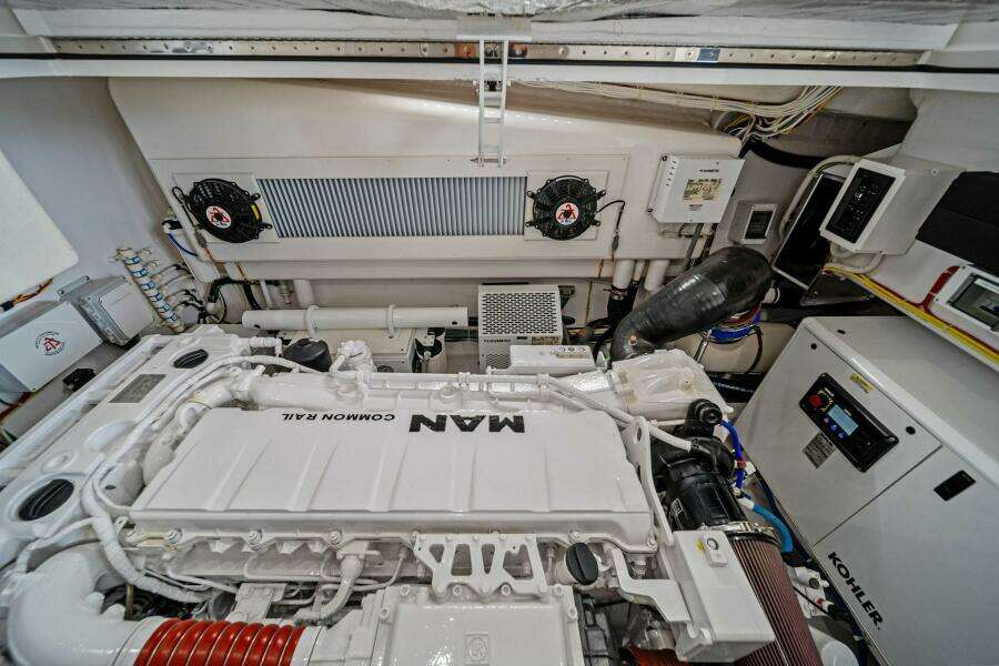 2021 Viking 46 Billfish "Damnfino"