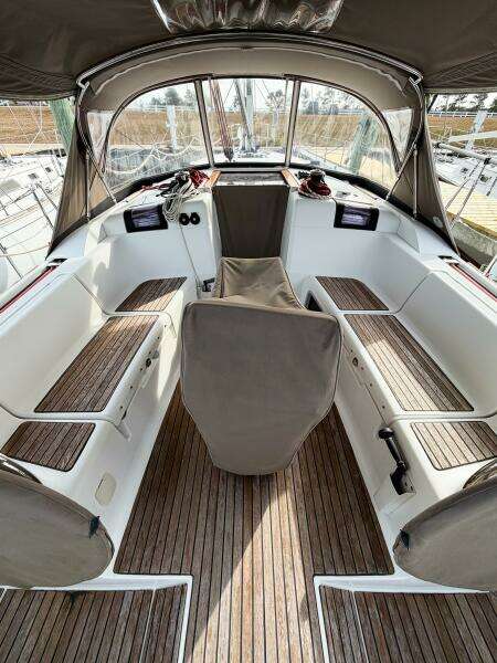 2013 Jeanneau Sun Odyssey 409