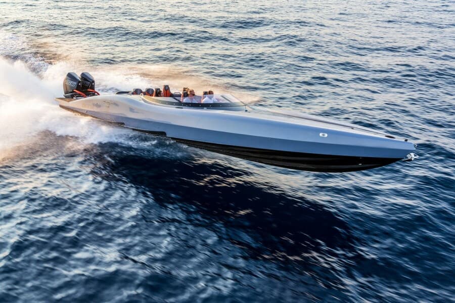 2027 Canados 411 Gladiator Carbon Series