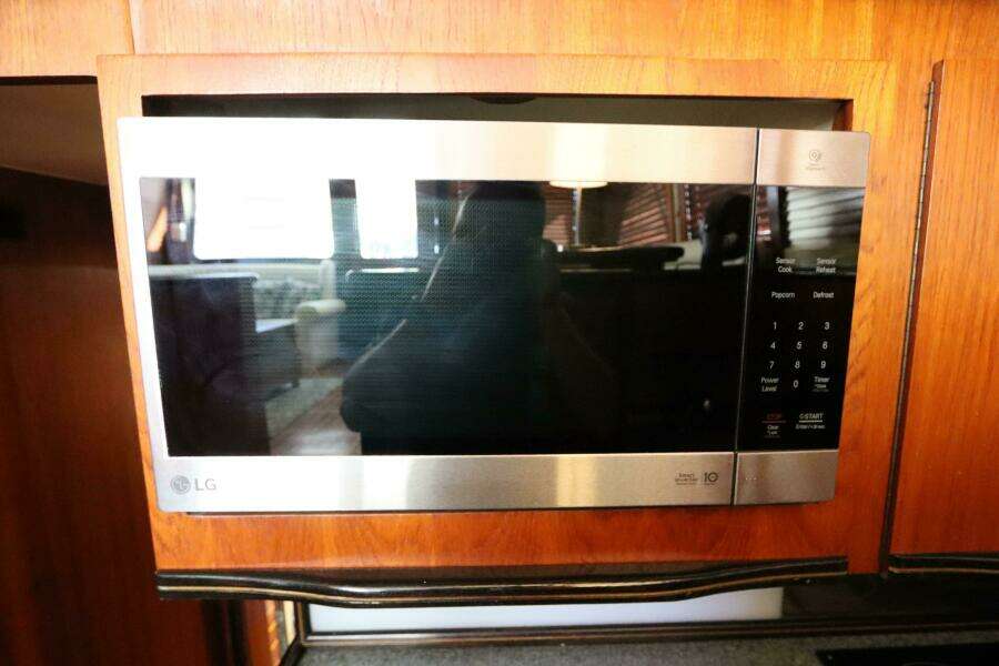 1991 Spectrum 48 Convertible