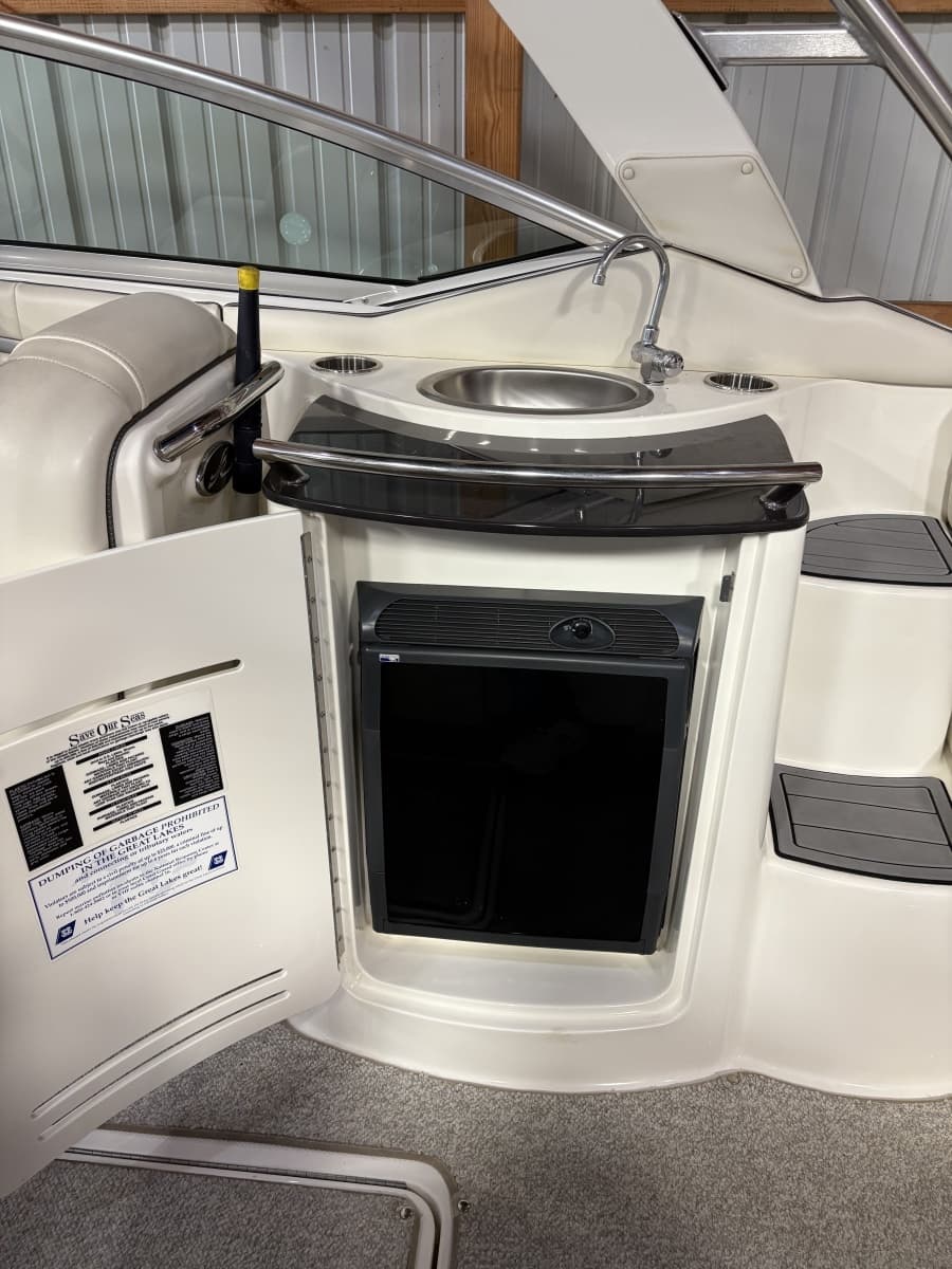 2007 Sea Ray 270 SLX