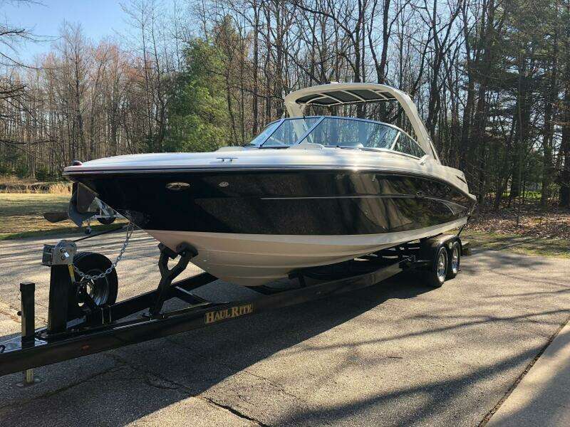2007 Sea Ray 270 SLX