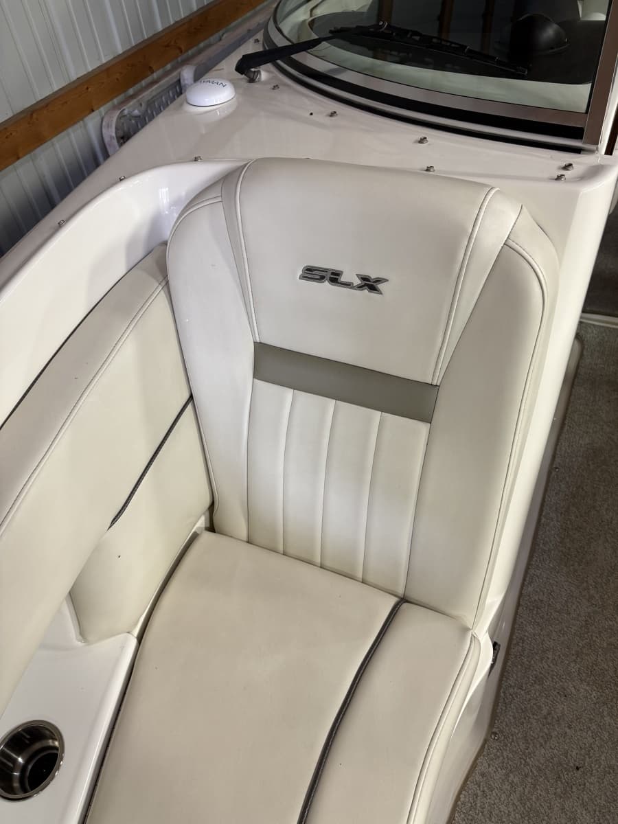 2007 Sea Ray 270 SLX