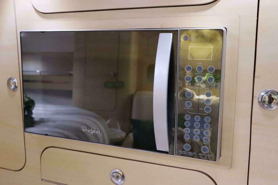 2014 Intermarine 380 Sport