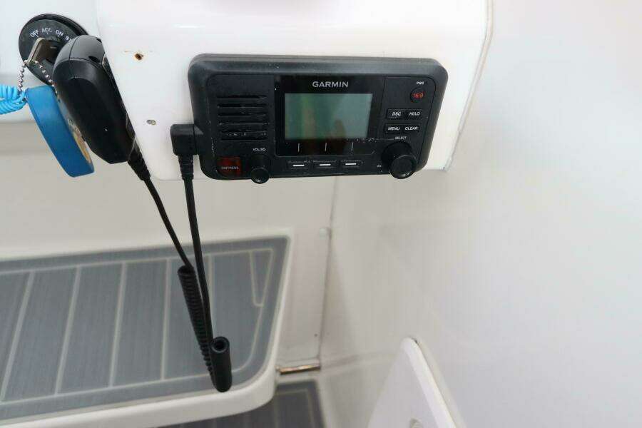 2014 Intermarine 380 Sport