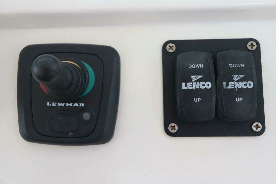 2014 Intermarine 380 Sport