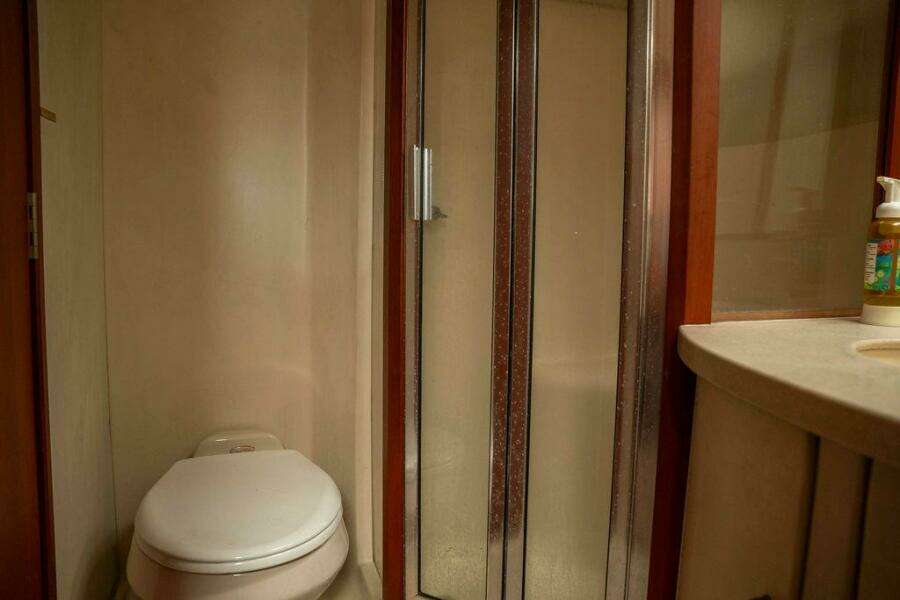 2004 Luhrs 36 Convertible