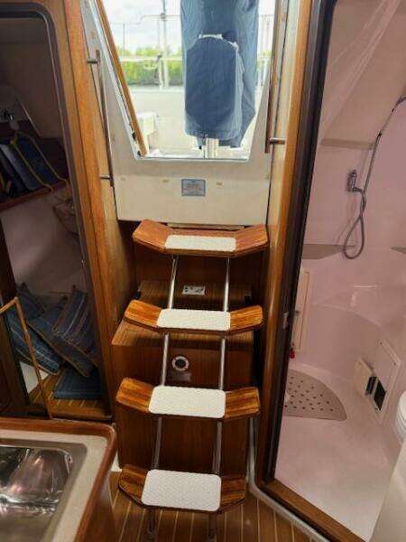  steps leading to cockpit