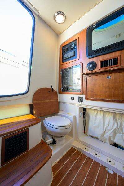 2018 Grady-White Canyon 376