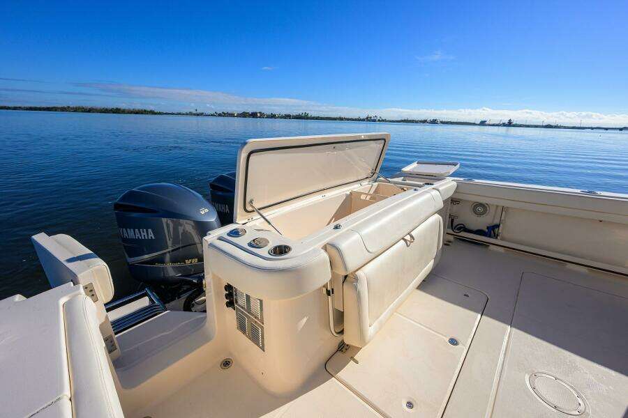 2018 Grady-White Canyon 376